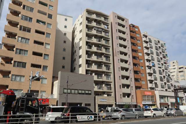 エクレール入谷の外観(南東側から)