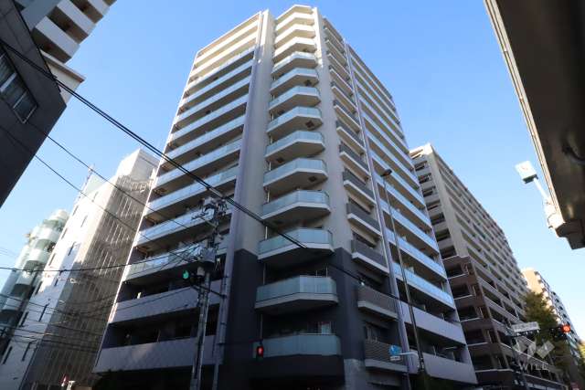 パレステージ上野の外観(南側から)