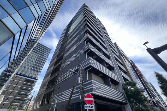 ステージファースト蔵前2アジールコートの外観（北側から）