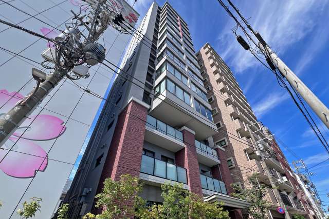 グランドメゾン浅草花川戸の外観（南側から）