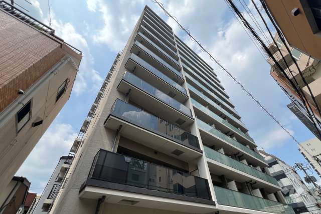 クレヴィア上野御徒町の外観（南東側から）