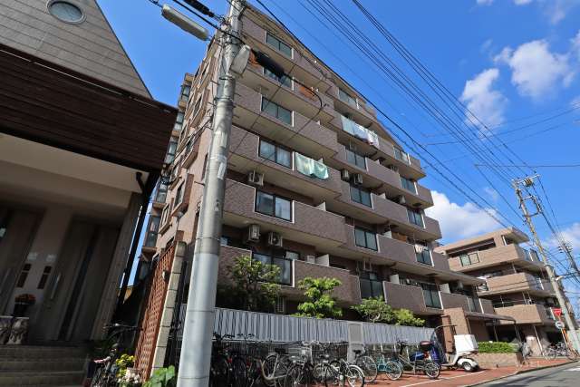 日神パレステージお花茶屋第2の外観(南東側から)