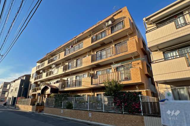 ライオンズマンション小岩第3の外観（南東側から）