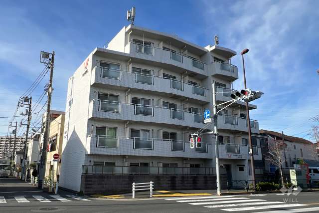 ウィンベルソロ金町第9の外観（北東側から）