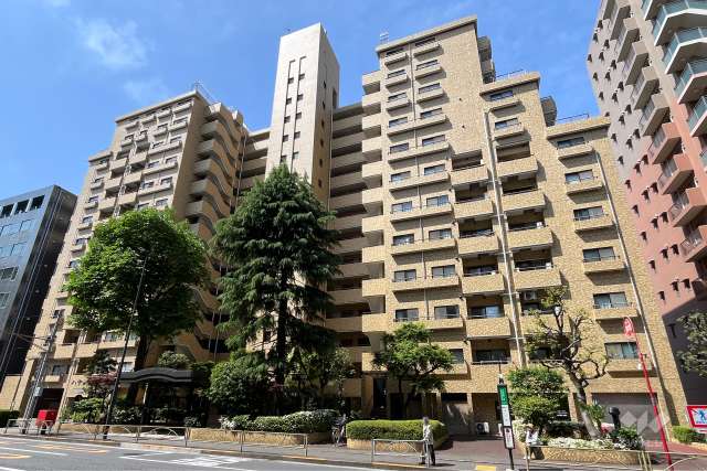 マンション小石川台の外観（北東側から）
