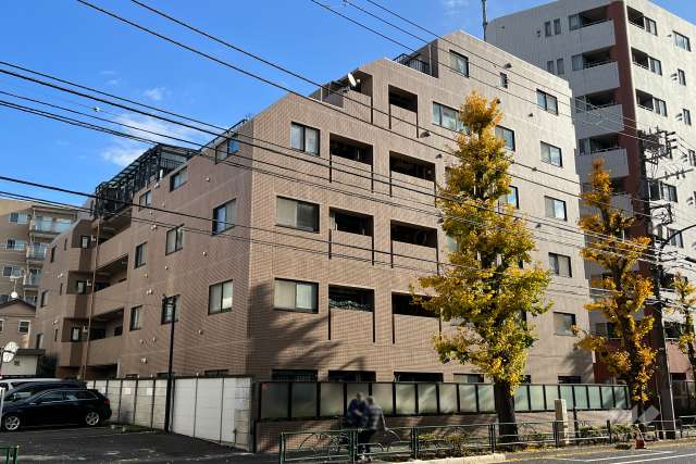 マイキャッスル小石川の外観（西側から）