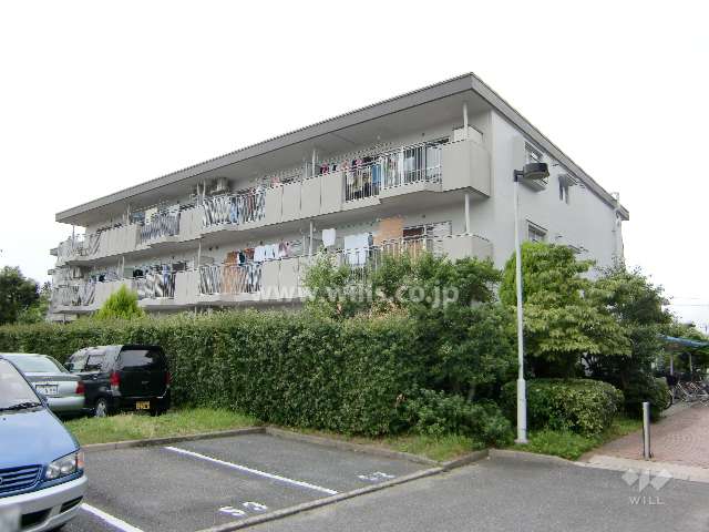 今津浜パークタウン22号棟の外観（北東側から）