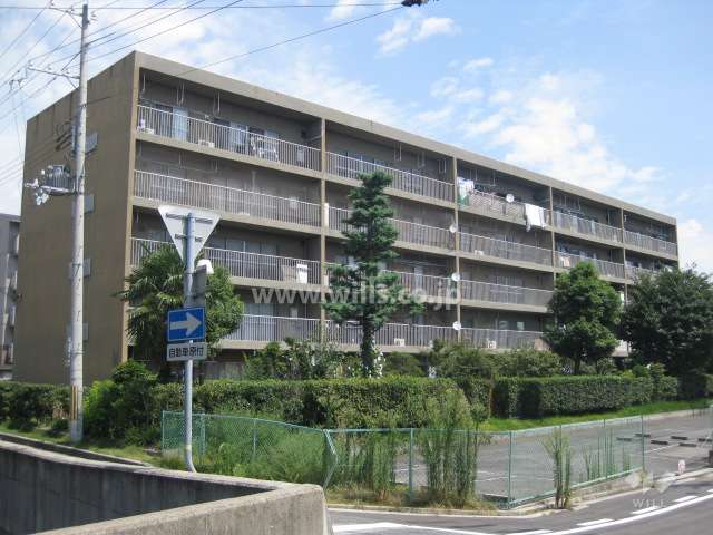 香櫨園フラットC棟の外観（南西側から）