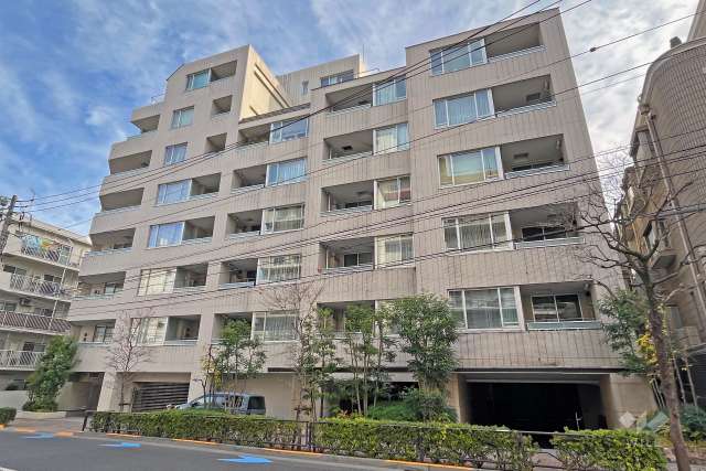 ディアナコート小石川竹早の外観（南西側から）