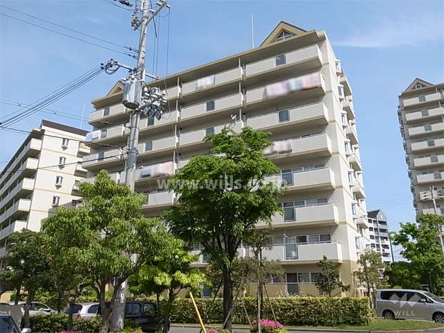 武庫川第2一番街11号棟の外観（南側から）