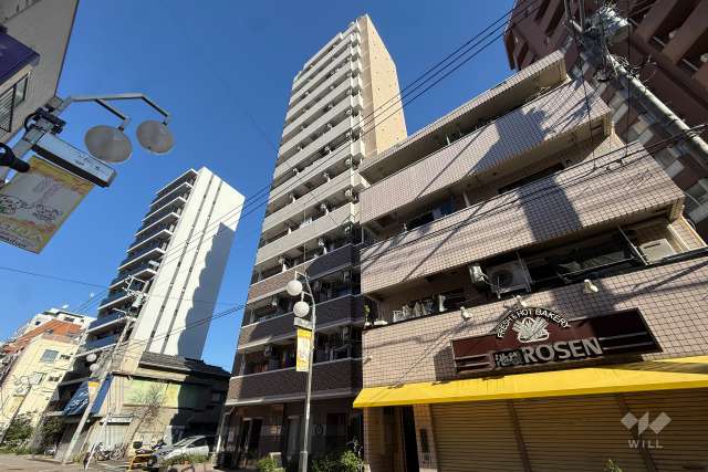 セントパレス池袋の外観（南西側から）