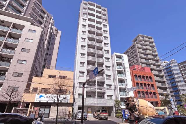 ルリオン池袋コンフォートの外観（南側から）