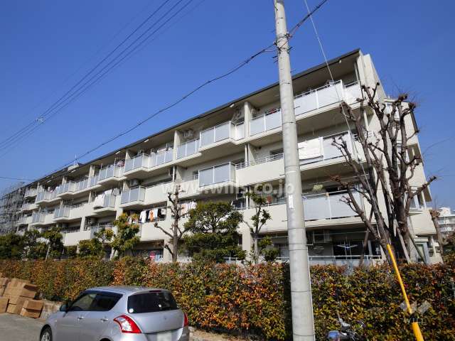 アルビス池田204号棟の外観（南東側から）