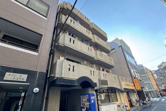 ディアライフ大塚の外観（北側から）