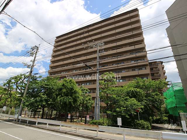ルネ西宮門戸東西棟の外観（南西側から）