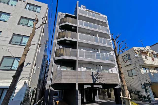 クレヴィスタ梅島の外観（南西側から）