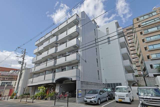 グランピア真田山の外観（南東側から）