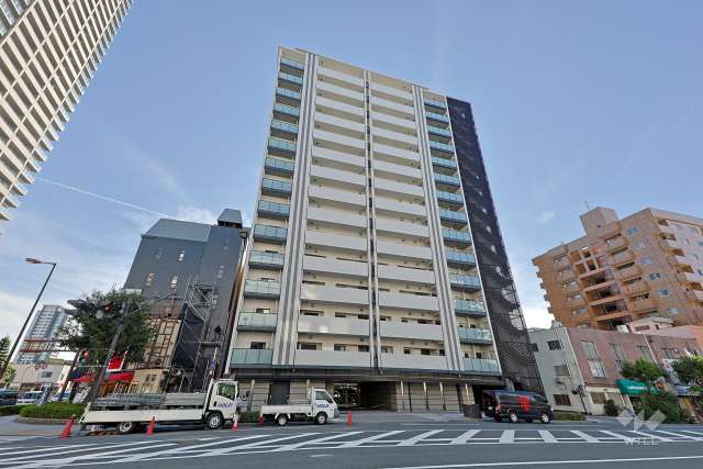 ローレルコート上本町7丁目北館の外観（北東側から）