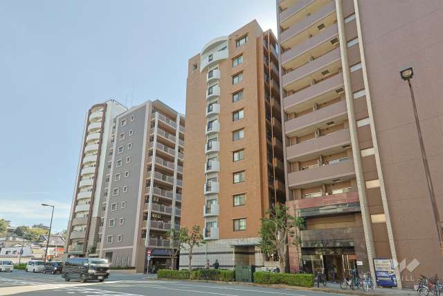 ベルク日本橋の外観（北西側から）