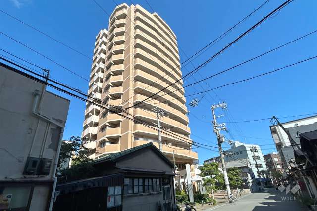 メロディーハイム野江駅前の外観（南西側から）　　
