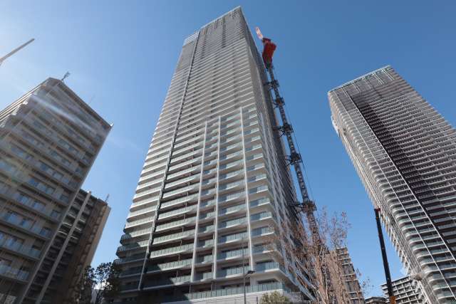 晴海フラッグスカイデュオパークビレッジT棟の外観(北東側から)※2025年2月現在、建築中