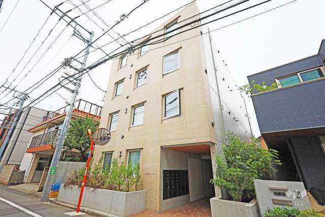 マキシブベーシック笹塚の外観（南東側から）