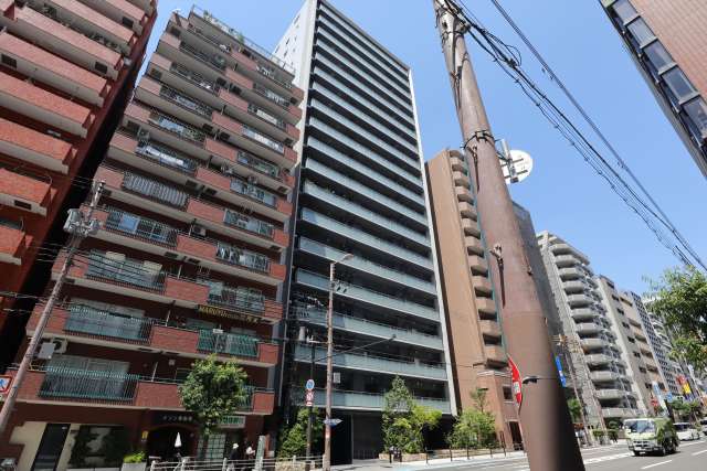 グランドメゾン谷町四丁目の外観（南東側から）