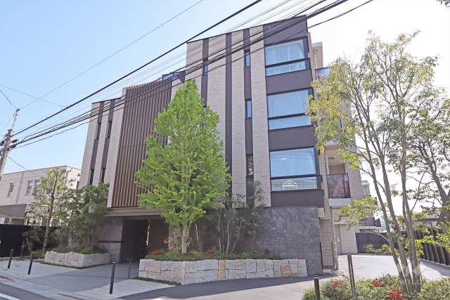 プレミスト世田谷梅丘の外観(北西側から)