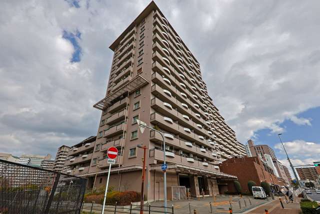 あべのシャルムの外観（南西側から）