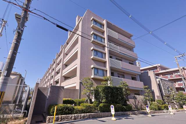 プラネスーペリア阿倍野阪南町の外観（南東側から）