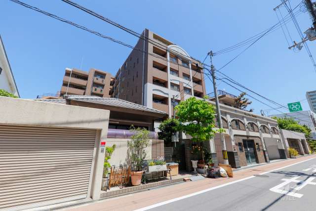 セレッソコート北畠の外観（南西側から）