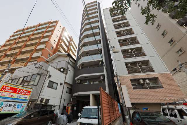 エグゼ阿倍野の外観（南西側から）