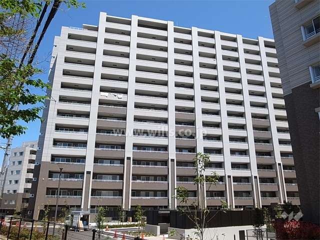 グランファースト千里桃山台5号棟（ビュー・ウエスト）の外観（南側から）