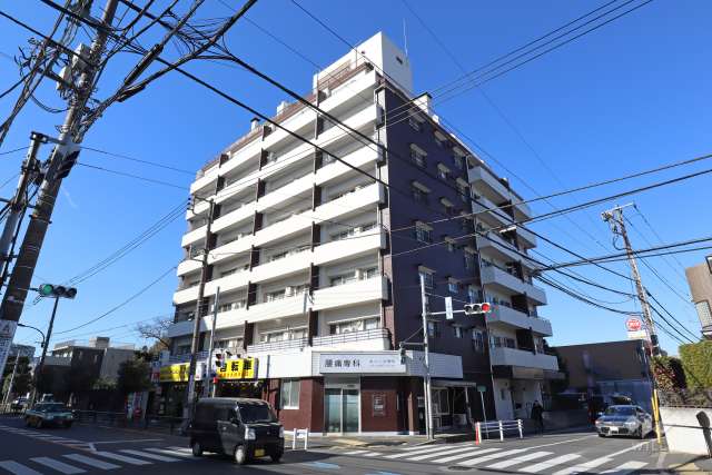 日商岩井上高田マンションの外観（南東側から）