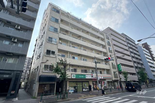 迦葉三鷹マンションの外観（北西側から）