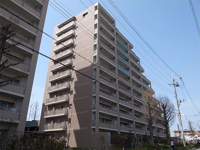 東豊中クラスヒルズ　ディライトヒルの外観（南東側から）