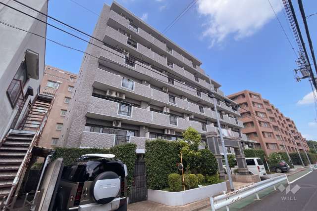 マイキャッスル三鷹2の外観（南東側から）
