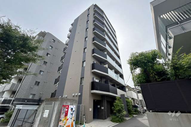 リヴシティ初台の外観（東側から）