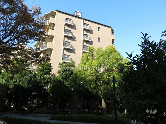 RICウエストコート5番街4番館の外観（南東側から）