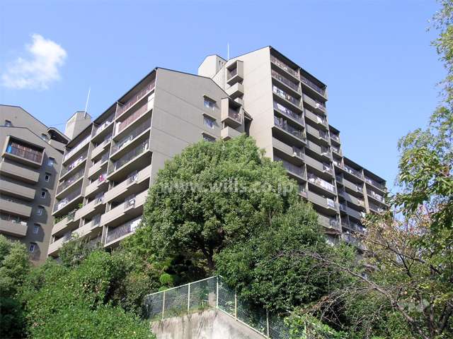 千里中央パークヒルズＡ棟の外観（南側から）
