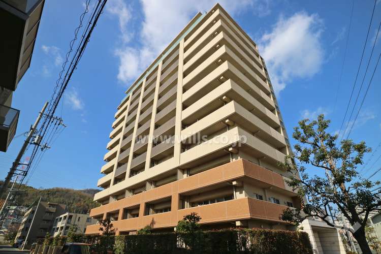 ジオコスモ上牧駅前ブリリアントコート