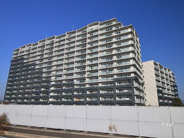 ルネ高槻リバーサイドガーデン