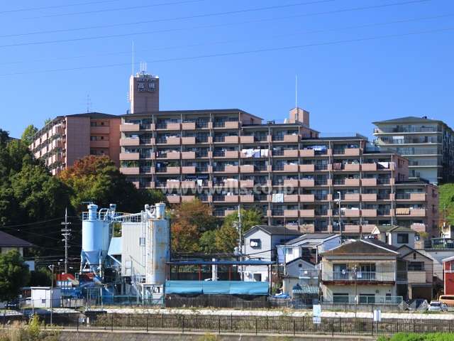 朝日プラザ高槻イーストヒルズ