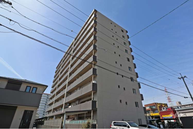 ロイヤルクレストベイレジデンス