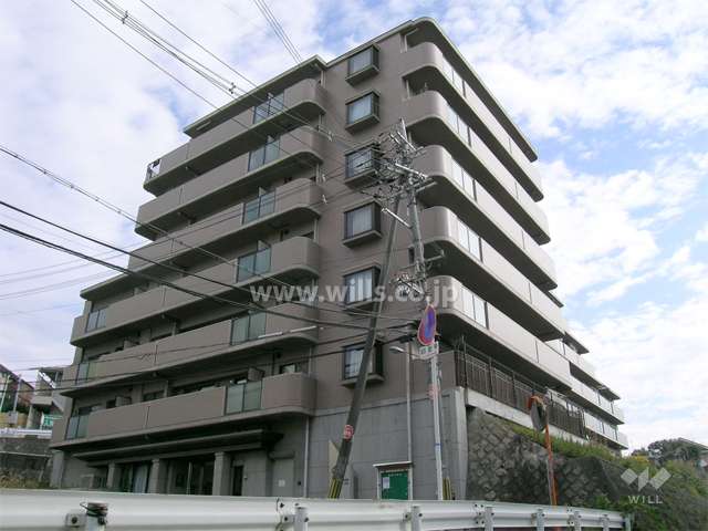 クラウンハイム豊中柴原モノレール駅前