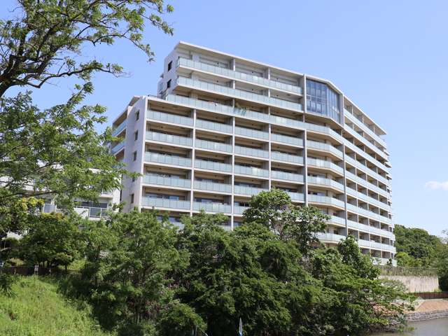 ラグナヒルズレジデンスアクア