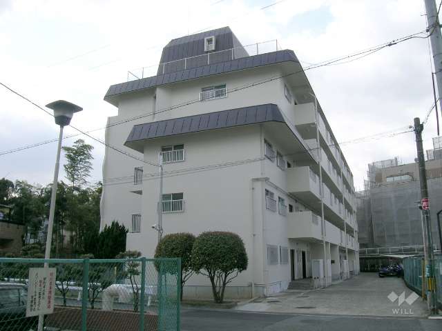 メゾンドール千里泉ケ丘3号館