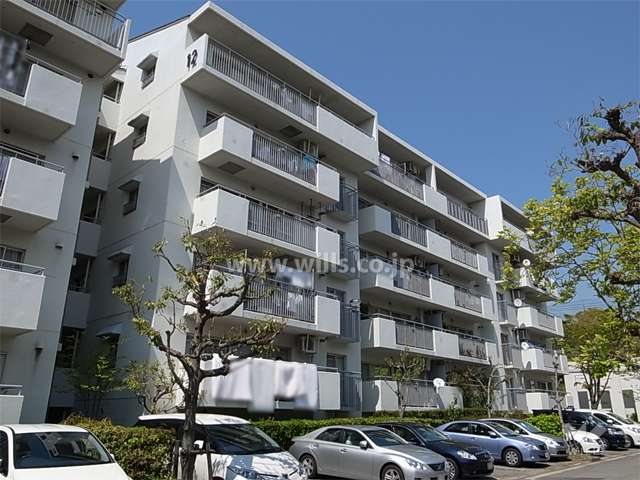 公団千里緑丘団地12号棟