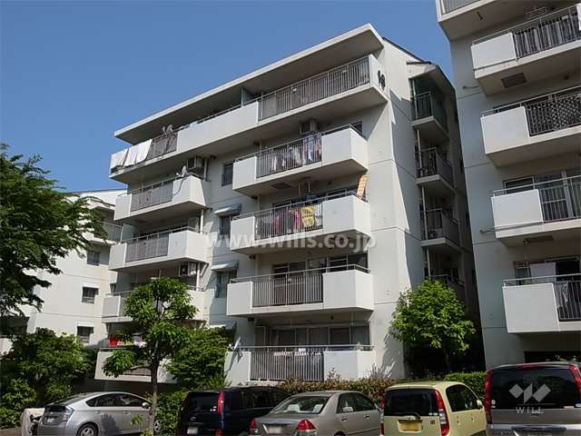 公団千里緑丘団地18号棟