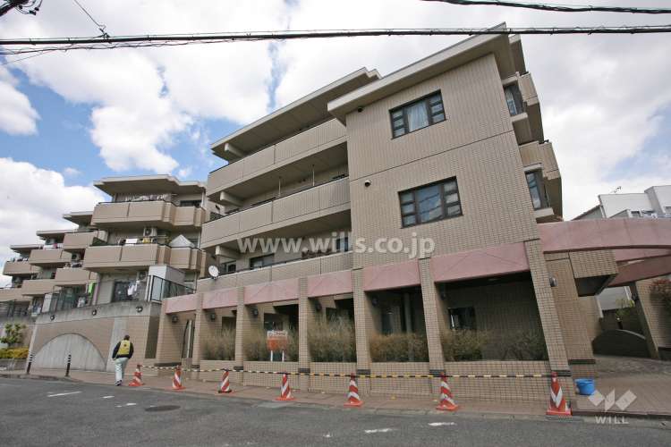 グローリアス香久山